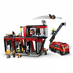 LEGO City - Statie si camion de pompieri 60414