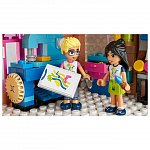 LEGO Friends - Centrul recreativ al comunitatii din Heartlake 41748