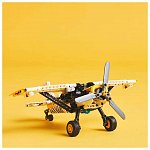 LEGO Technic - Avion pentru zone greu accesibile 42198