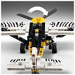 LEGO Technic - Avion pentru zone greu accesibile 42198