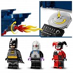 LEGO DC Super Heroes - Batman cu Batmobile vs Harley Quinn si Mr. Freeze 76274