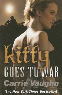 KITTY GOES TO WAR (KITTY NORVILLE 8)