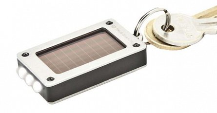 Breloc lanterna solara SolarLite - True Utility