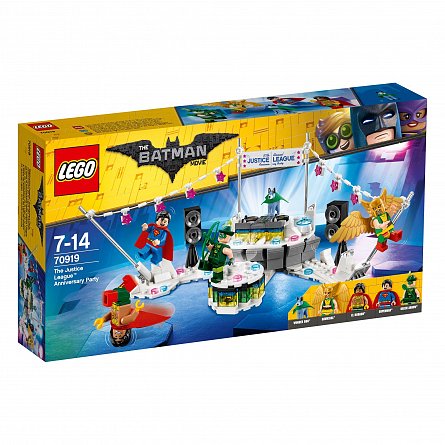 Lego-Batman Movie,Aniversarea Justice League
