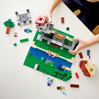 LEGO Minecraft - Cutie de crafting 3.0 21161