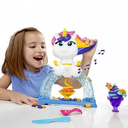Set Play-Doh - Tootie, Unicornul cu inghetata