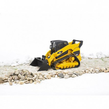 Incarcator compact pe senile CAT, Bruder