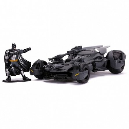 Masinuta Batman Batmobile Justice League, cu figurina, 1:32