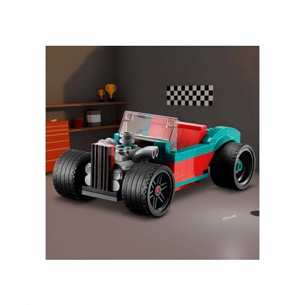 LEGO Creator: Masina de curse