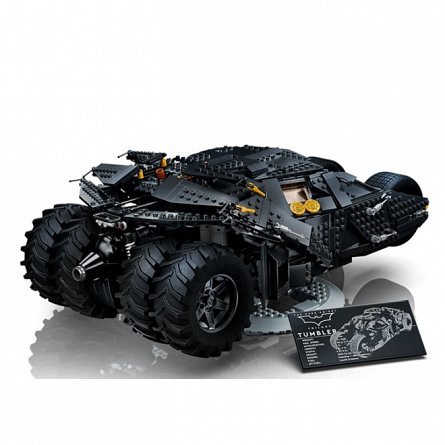 LEGO Super Heroes DC: Batmobil Tumbler 76240