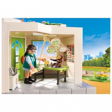Playmobil Family Fun - Veterinar la zoo, Large Zoo, 4 ani plus