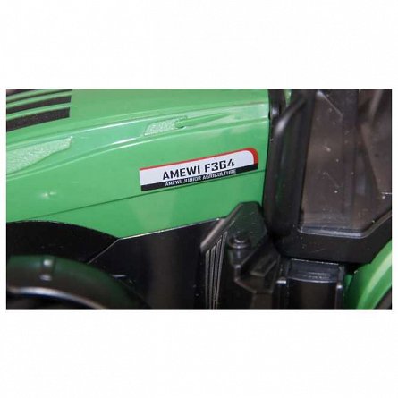 Tractor RC cu rezervor apa, 2.4Ghz, 1:24, lumini, 1S 3.7V 500mAh, 2 x AAA