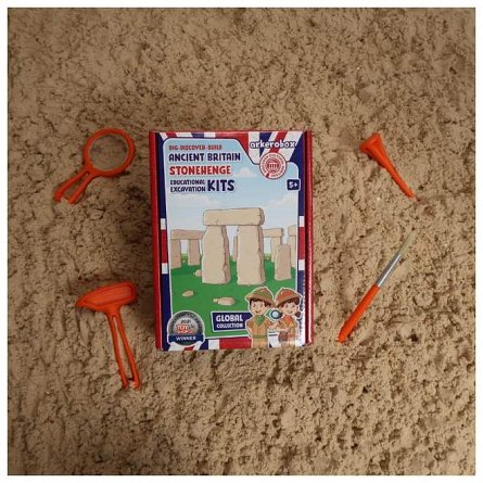 Set arheologic educational si puzzle 3D, Marea Britanie antica, Stonehenge