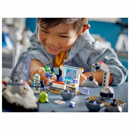LEGO City - Nava spatiala si descoperirea asteroidului 60429