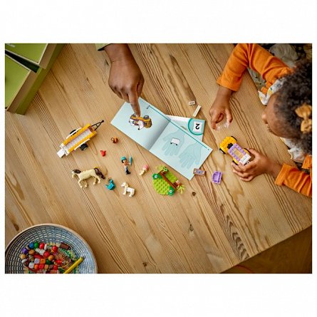 LEGO Friends - Remorca cu ponei si cal 42634