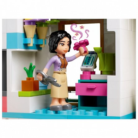 LEGO Friends - Mallul din orasul Heartlake 42604