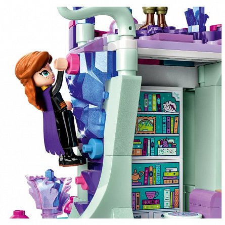 LEGO Disney - Casa fermecata din copac 43215