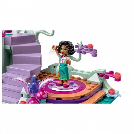 LEGO Disney - Casa fermecata din copac 43215