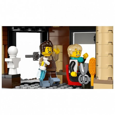 LEGO City - Centrul orasului 60380