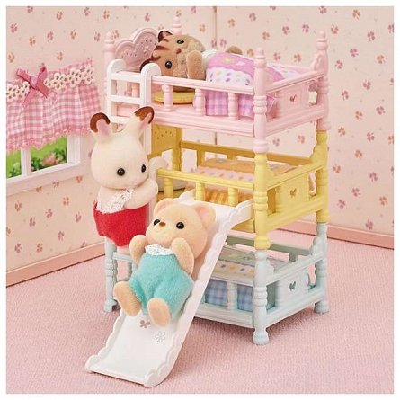 Figurine Sylvanian Families, Patuturi Supraetajate Triple