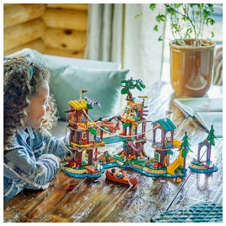 LEGO Friends - Casa din copac din tabara de aventuri 42631