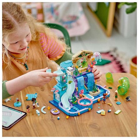 LEGO Friends - Parc acvatic din orasul Heartlake 42630