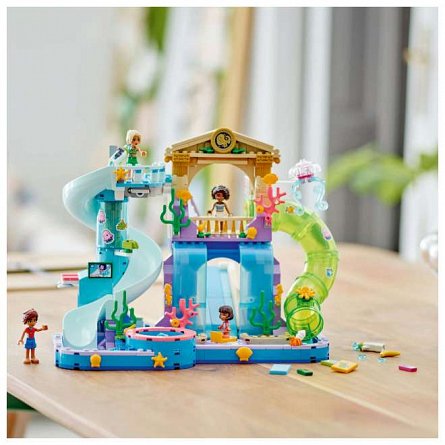 LEGO Friends - Parc acvatic din orasul Heartlake 42630