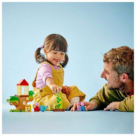 LEGO DUPLO - Purcelusa Peppa: Gradina si casa din copac 10431