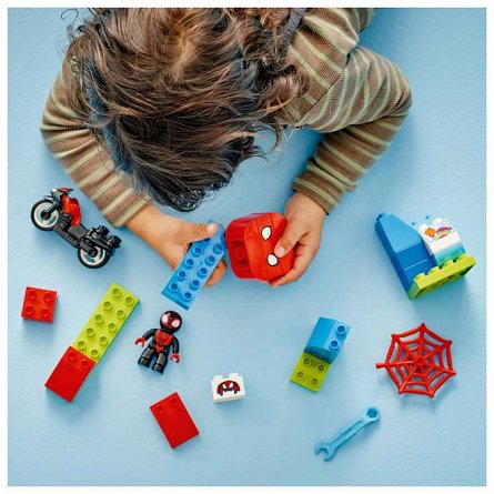 LEGO DUPLO - Aventura pe motocicleta a lui Spin 10424