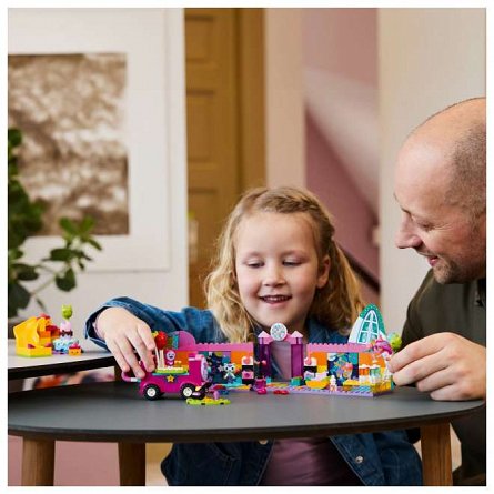 LEGO Gabby s Dollhouse - Camera de party a lui Gabby 10797