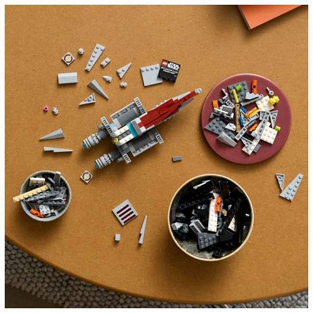 LEGO Star Wars - Nava de asalt din clasa Acclamator 75404
