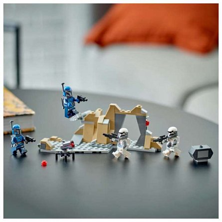 LEGO Star Wars - Pachet de lupta Ambuscada pe Mandalore 75373