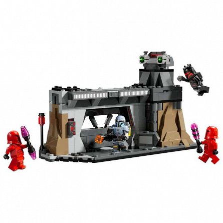LEGO Star Wars - Lupta dintre Paz Vizsla si Moff Gideon 75386