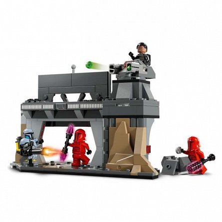 LEGO Star Wars - Lupta dintre Paz Vizsla si Moff Gideon 75386