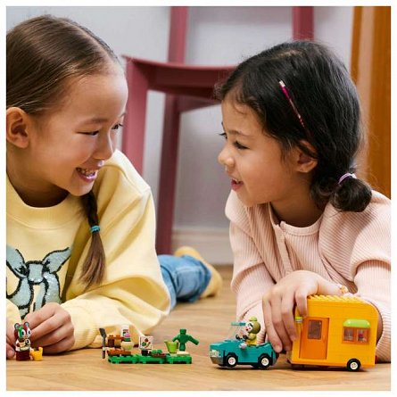 LEGO Animal Crossing - Caravana si magazinul de gradinarit al lui Leif 77054