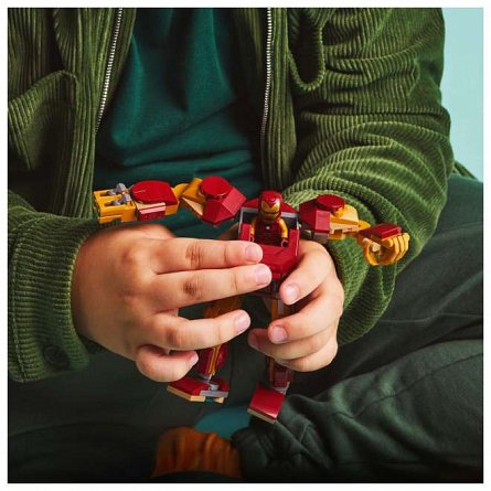 LEGO Marvel Super Heroes - Robotul Iron Man vs. Ultron 76307