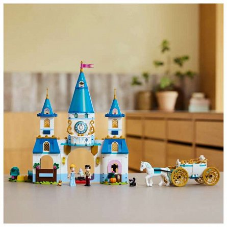 LEGO Disney - Castelul si caleasca Cenusaresei 43275